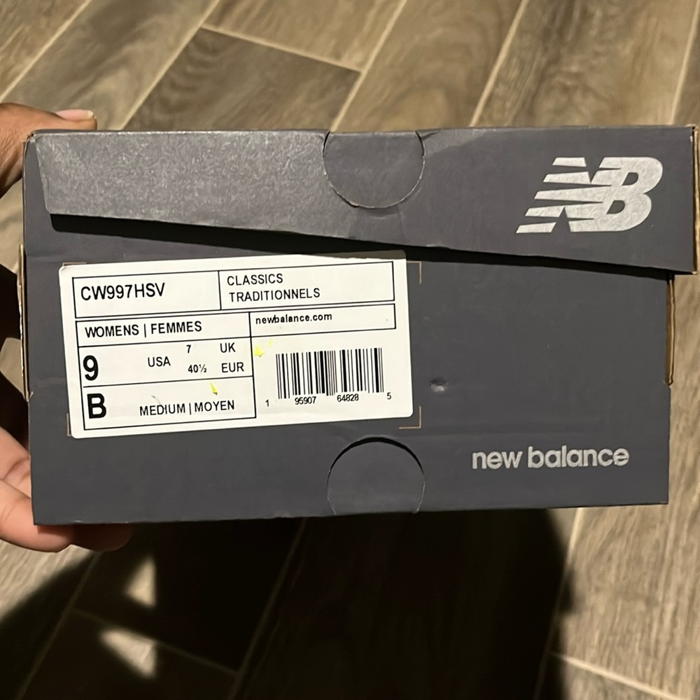 9w new balance never worn